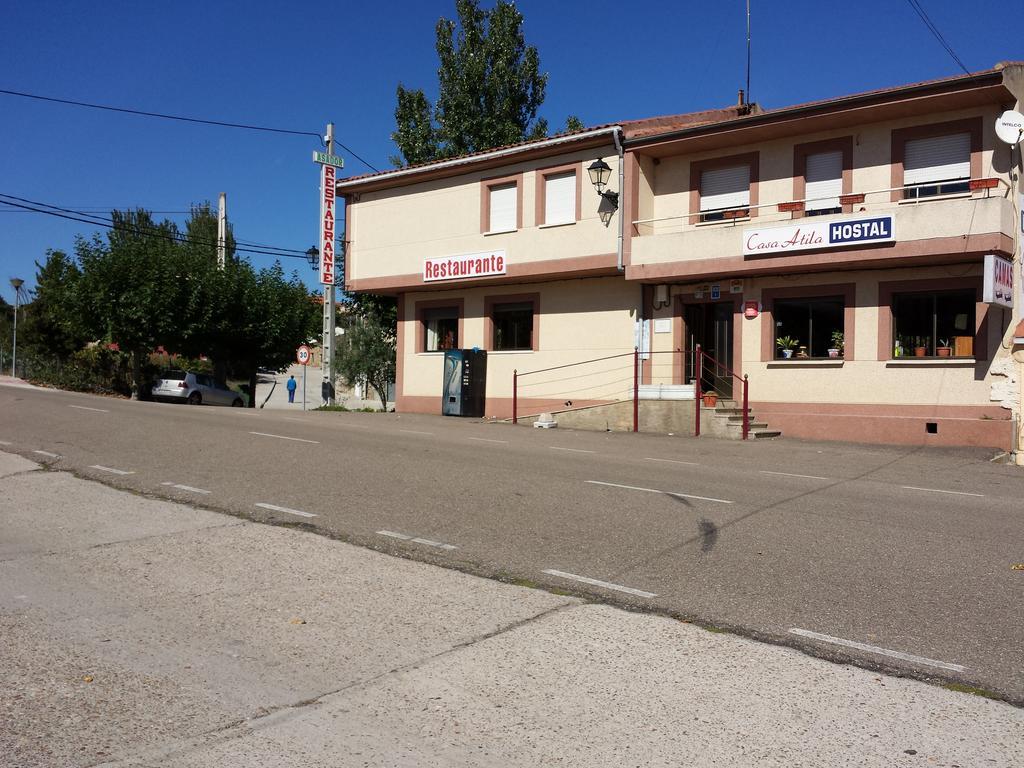 Hostal Atila Ricobayo Extérieur photo
