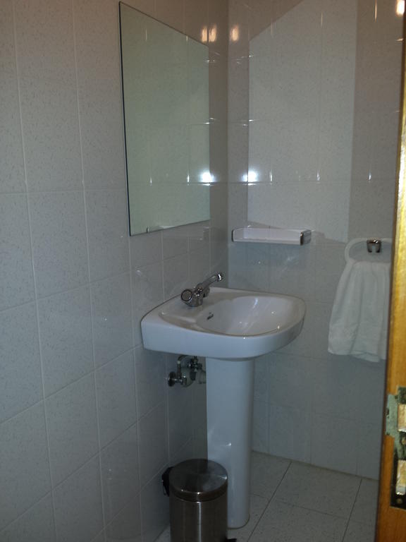 Hostal Atila Ricobayo Chambre photo