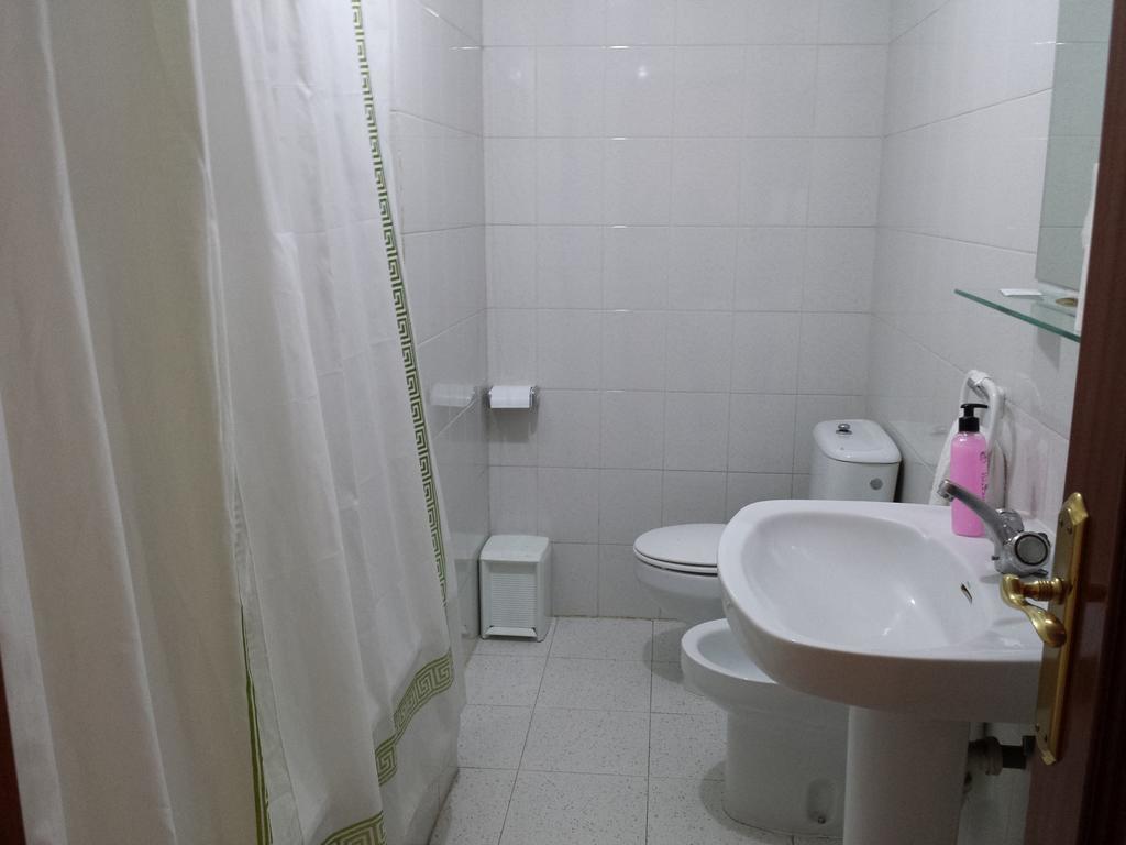 Hostal Atila Ricobayo Chambre photo