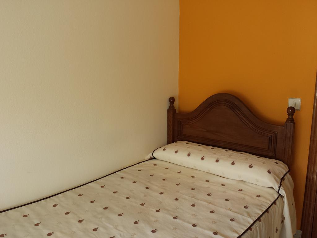 Hostal Atila Ricobayo Chambre photo